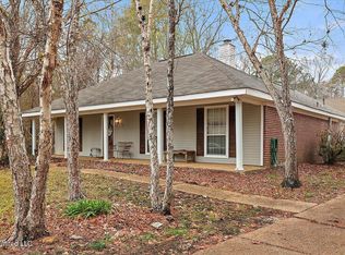 102 Quail Cv, Brandon, MS 39047
