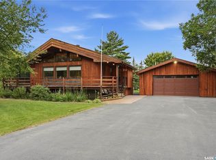 21 Meadow Rd, White City, SK S4L0A3