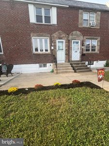 2287 S Harwood Ave, Upper Darby, PA, 19082
