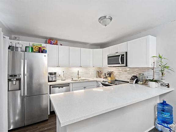 3rd image of 2399 Caroma Ln