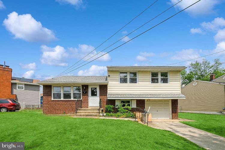 1st image of 1704 37th St