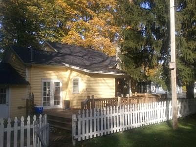2nd image of 147 Park Dr