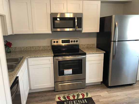 4th image of 1 Plaza Mayor APT 36