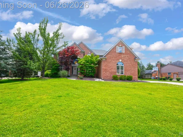 2619 Lambeth Park, Rochester Hills, MI 48306
