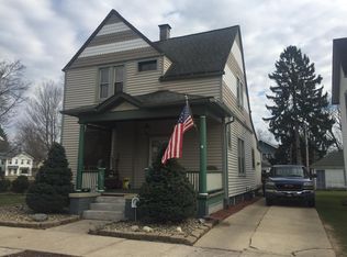 208 Harrison St, La Porte, IN 46350