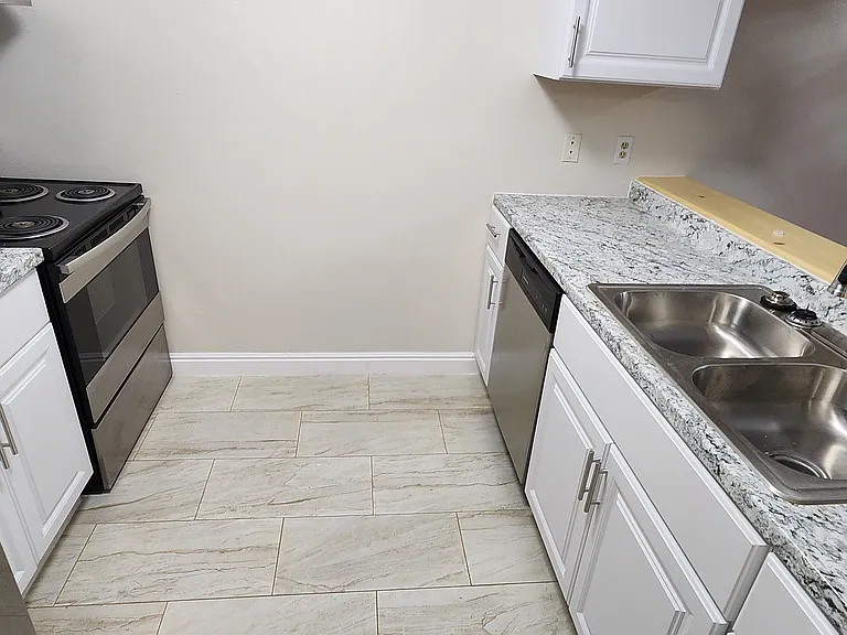 14140 E Temple Dr — Photo 13