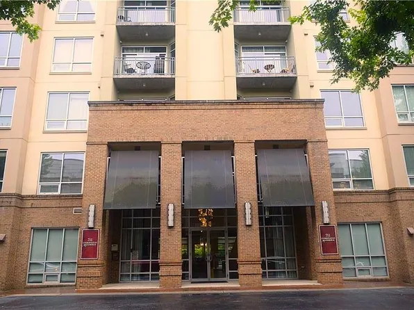 711 Cosmopolitan Dr Unit 207, Atlanta, GA 30324