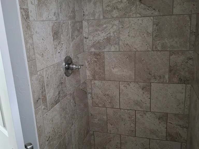 317 W Mulberry St #5 — Photo 5