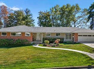 34 Dover Dr, Endicott, NY