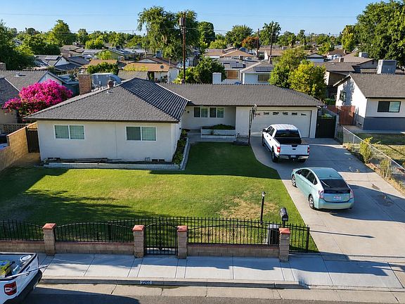 3rd image of 2200 Holden Way