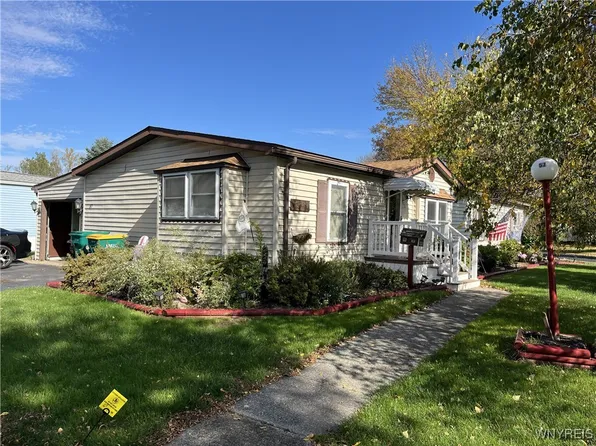 57 Lorraine Pl, Buffalo, NY 14224