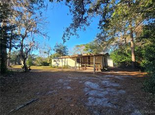 6911 W Sasser St, Homosassa, FL 34446