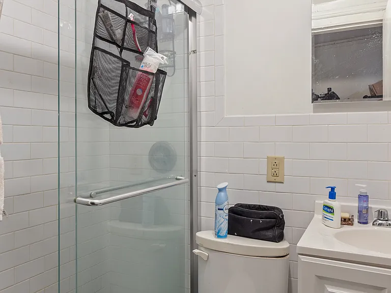 120 Montague St #13E — Photo 3