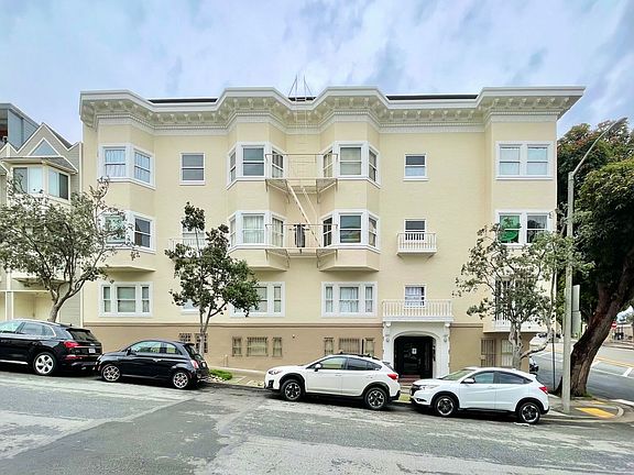 2nd image of 1261 Broderick St #203