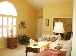 1223 Arlington Dr, Greenfield, IN
