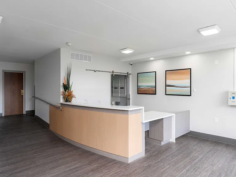 210 Oakland Ave — Photo 14