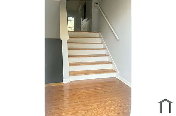 Building Photo - 977 Garrison Ct