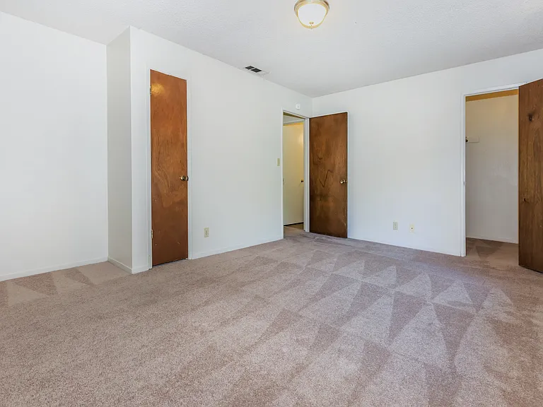 1x1 Bedroom