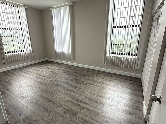 2nd image of 2 Weaver St APT 518
