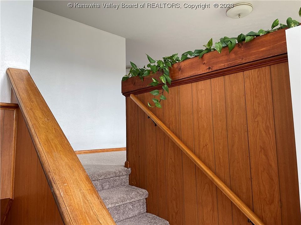 2846 Virginia Ave, Hurricane, WV 25526 Zillow