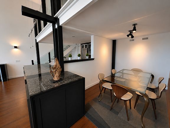 4th image of 101 N Clematis St APT 505
