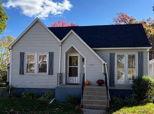1313 E Cleveland Ave, Hobart, IN 46342