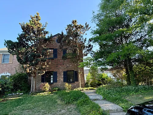 727 Olde Greenwich Cir Photo 1