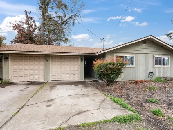317 Highland Dr, Medford, OR 97504