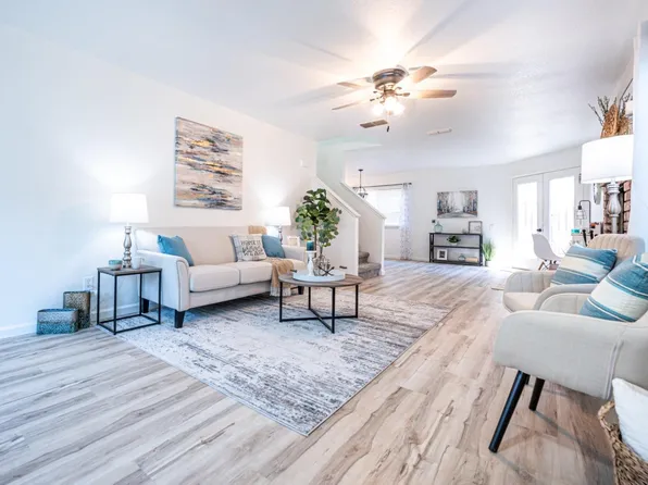 36 Patricia Way, Roseville, CA 95678