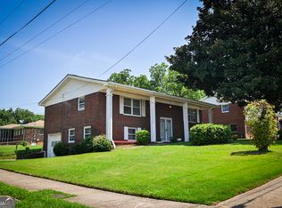 1357 Holcomb Ave, East Pt, GA 30344