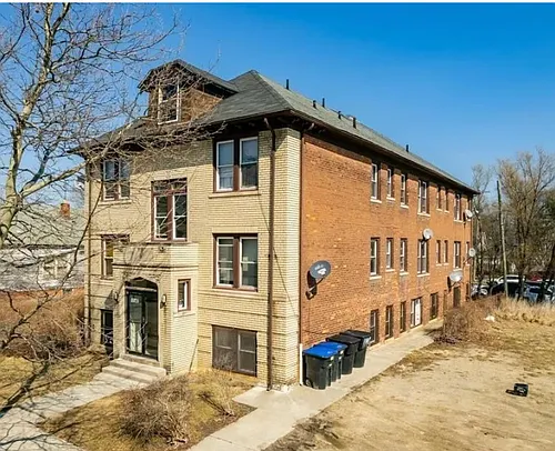 1140 Ashland St Photo 1