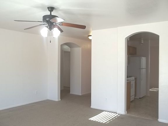 5th image of 12430 W Ash St