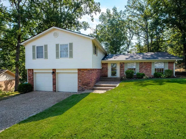1003 Beacon Hill Cv, Little Rock, AR 72211