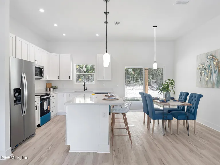 7465 Donald St — Photo 10