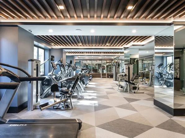 1735 York Avenue image 12 of 20