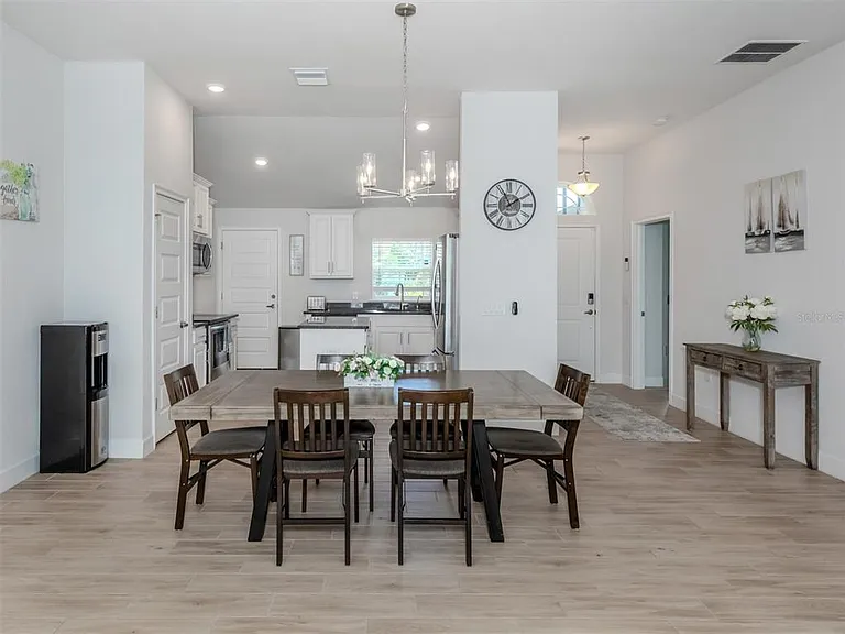 1190 Euclid Rd — Photo 22