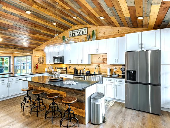 4th image of 3501 Autumn Woods Ln