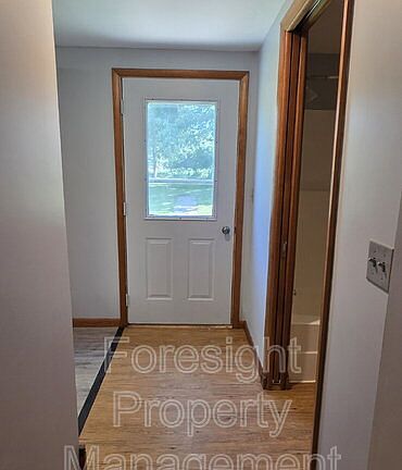 4th image of 6470 Sherman Rd