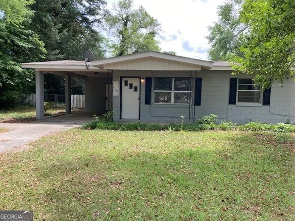 218 Lassiter Dr, Dublin, GA 31021