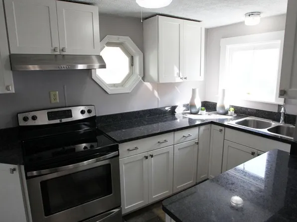 142 S Cherry St, Germantown, OH 45327