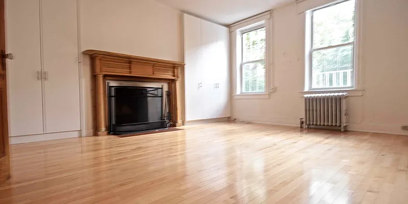 Rented by Town Residential | media 21