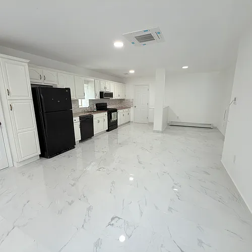 22 Roosevelt St #1 Photo 1