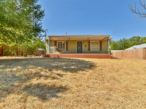 315 N 13th St, Guthrie, OK 73044