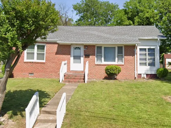 7120 University Dr, Norfolk, VA 23513