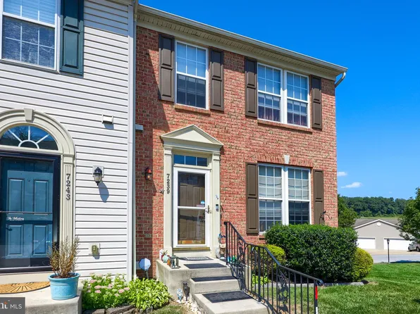 7239 N Sentinel Ln, York, PA 17403