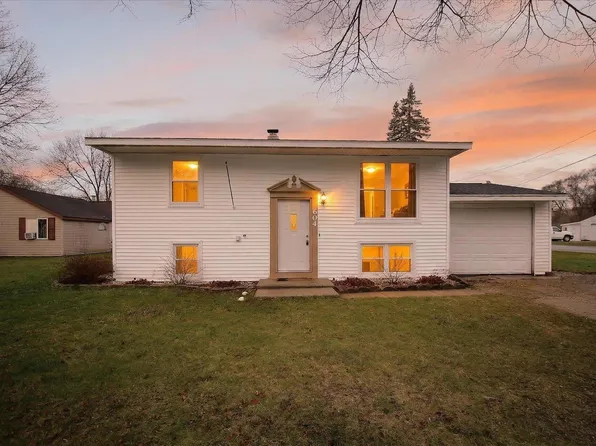 604 Rockingham Ave, Alma, MI 48801