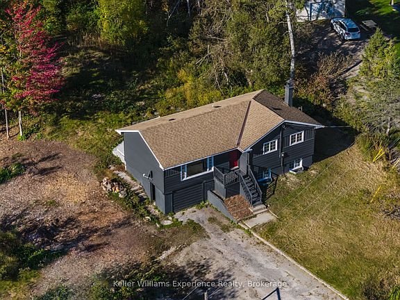 2nd image of 556 Champlain Rd