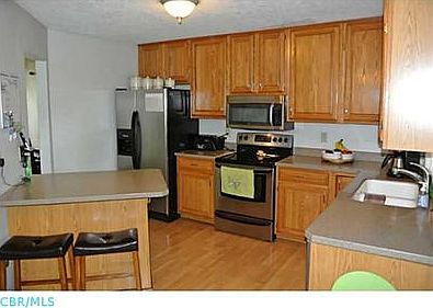 2nd image of 1543 Paul Revere Dr