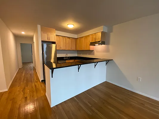 Rented by Compass | media 9