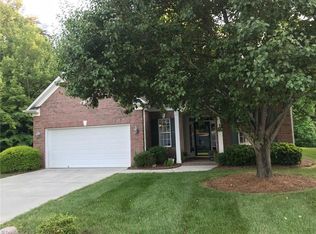 15 Towne Ridge Ct, Greensboro, NC 27455